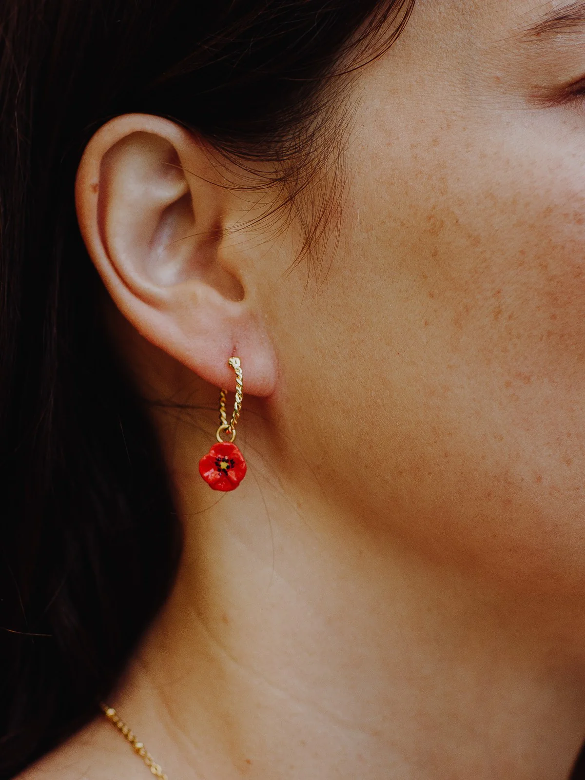 Poppy mini earring