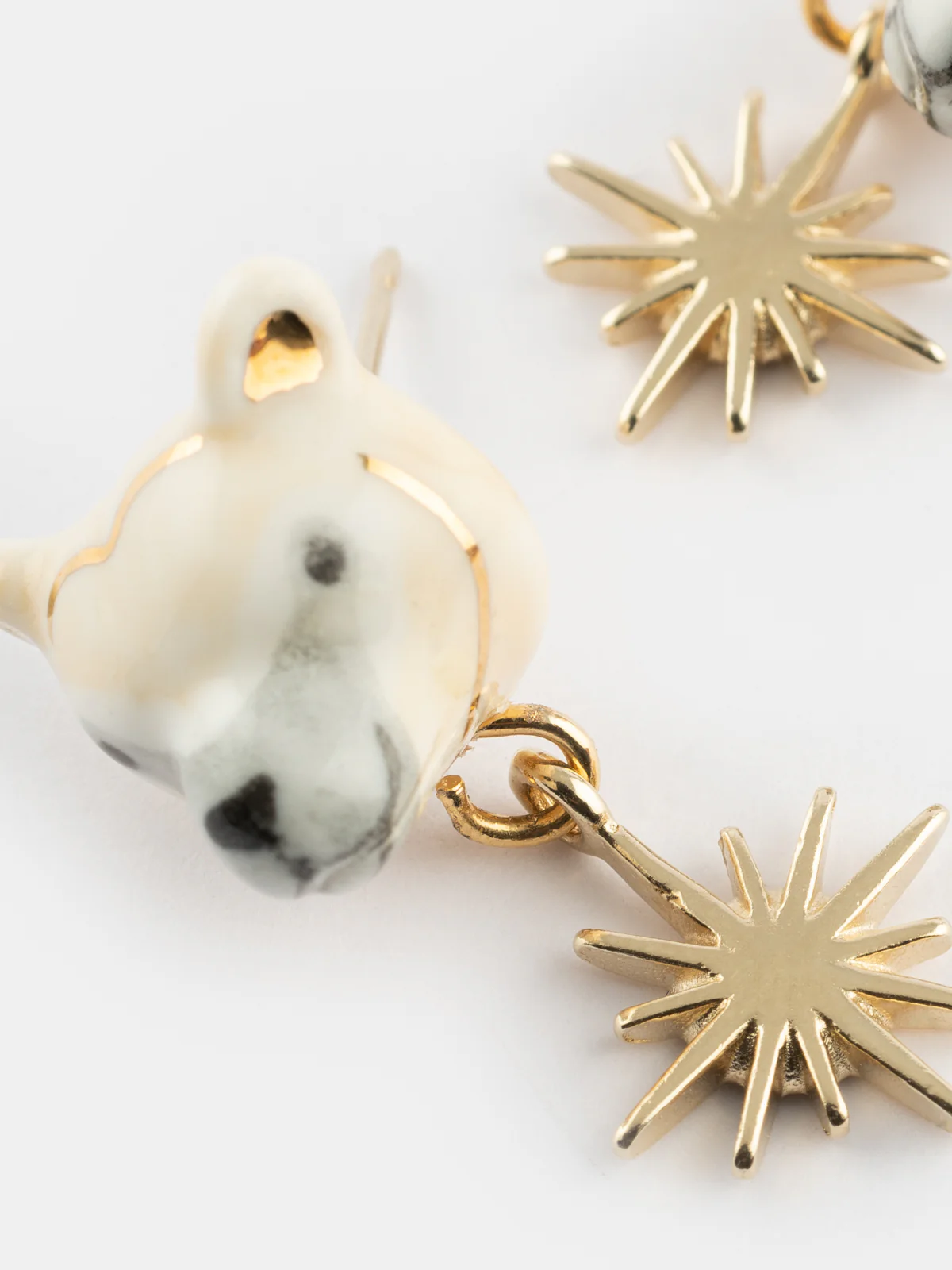 Polar Bear Head and gold star pendant earrings - Arctique