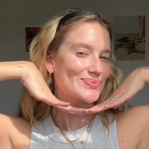 CREAM-TO-FOAM CLEANSER